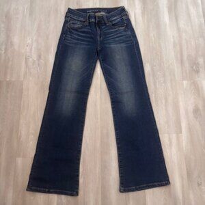 American Eagle Low Rise "Favorite Boyfriend" Jeans size 0 X-short